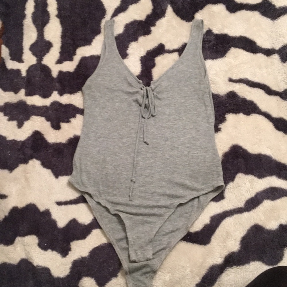Size Small Heather Gray Bodysuit